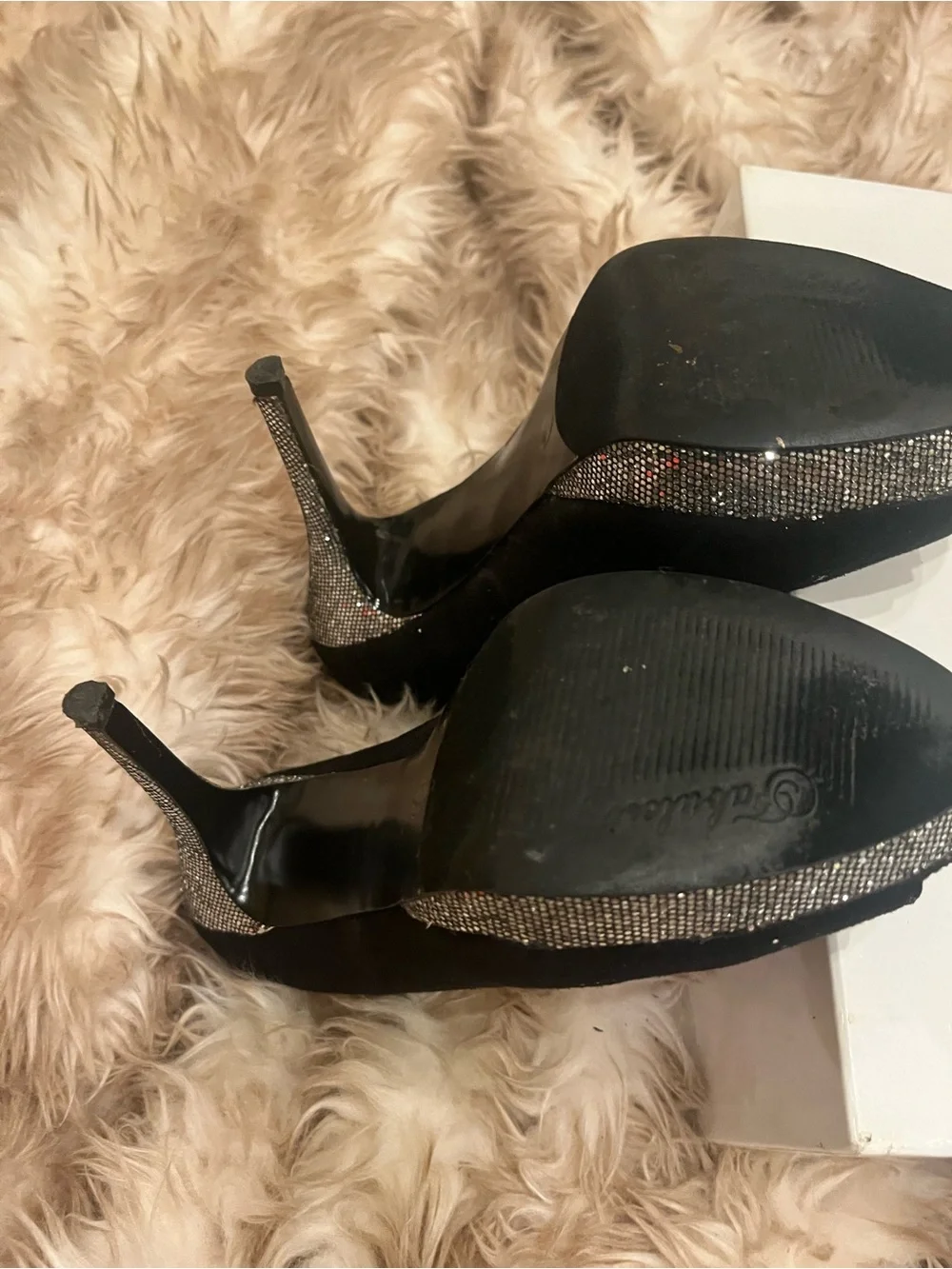 N/A elegant black